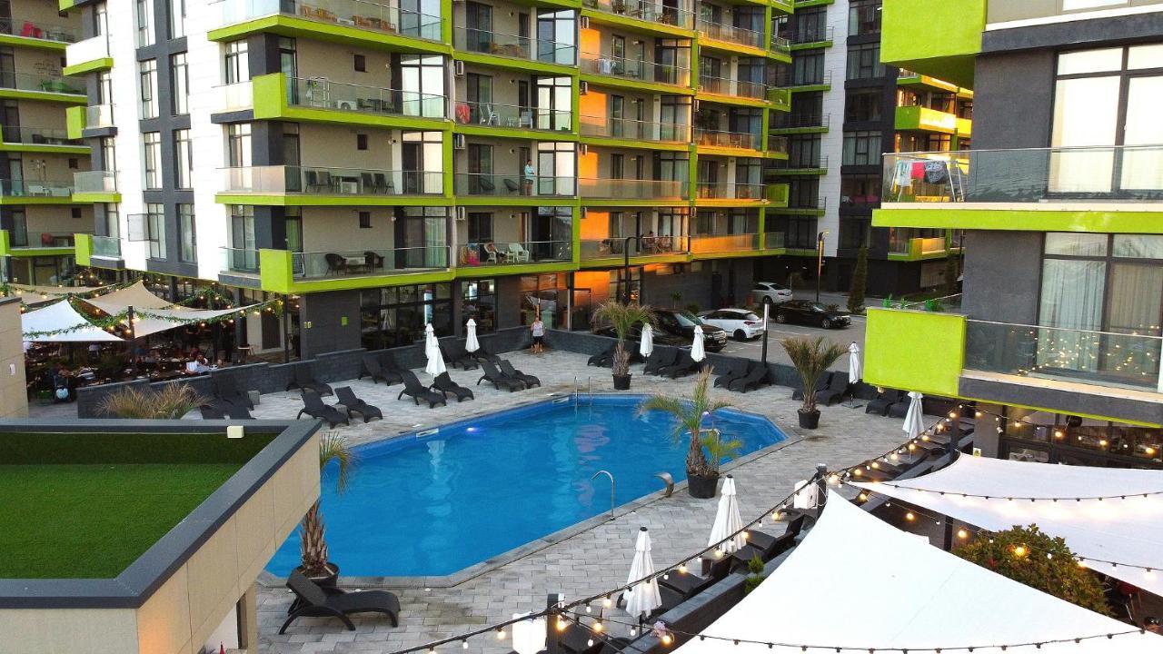 Glamour Red Apartment 22 In Spa Pool Resort Mamaia Εξωτερικό φωτογραφία