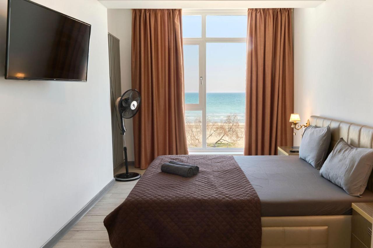 Glamour Red Apartment 22 In Spa Pool Resort Mamaia Εξωτερικό φωτογραφία